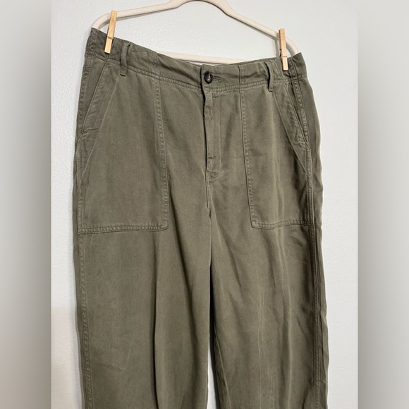 Everlane THE UTILITY PANT IN BUTTERSOFT - “ Kalamata “ Olive - 12 - Picture 4 of 9